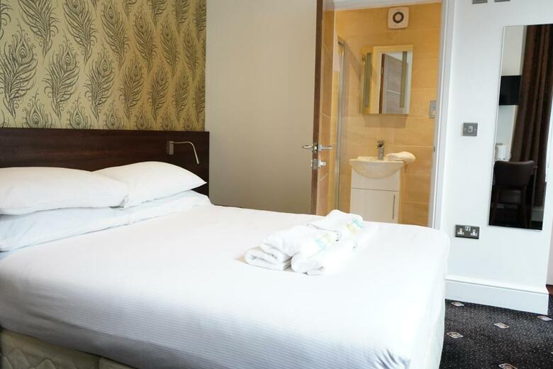 The Marlborough Hotel