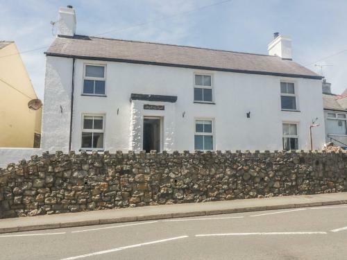 Yr Hen Fanc Prop 2, Tyn-y-gongl