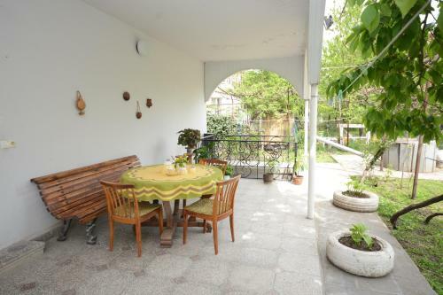 Hostal Olimpo Guest House