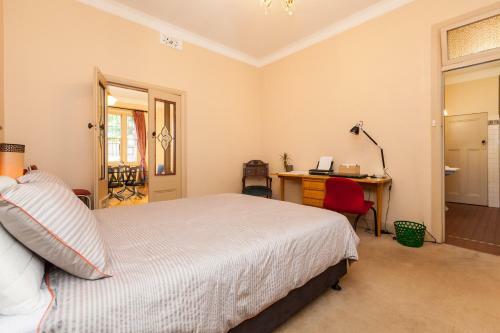 Apartamentos Madeline - Beyond A Room