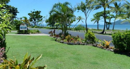 Apollo Jewel Beachfront Apartments
