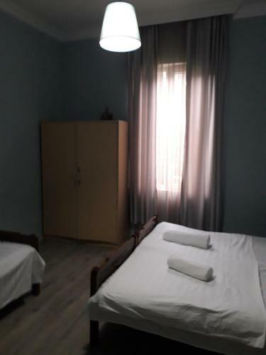 Hostal Zaza Guest House