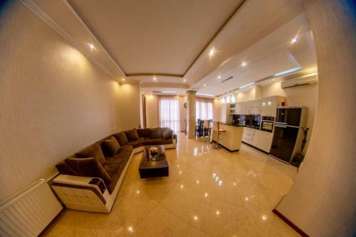 Albergue Check Inn Hotel