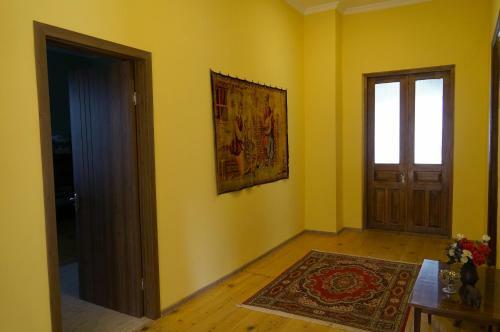 Hostal Mimino Guest House