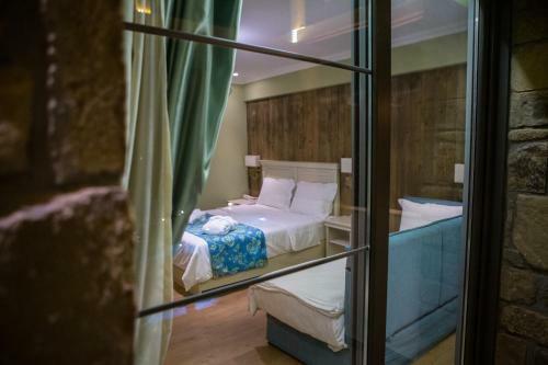 Hotel Irene's Resort