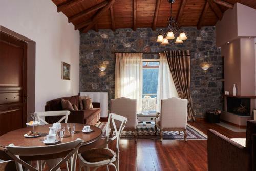 Hotel Nefeles Luxury Residences & Lounge