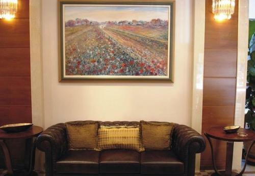 Elena Hotel