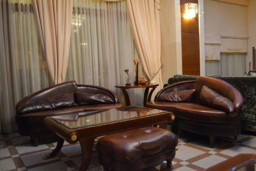 Elena Hotel