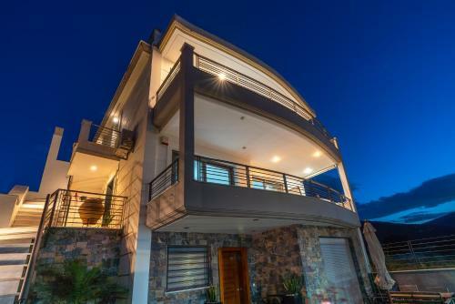 Apartamento Luxurious House Near The Sea