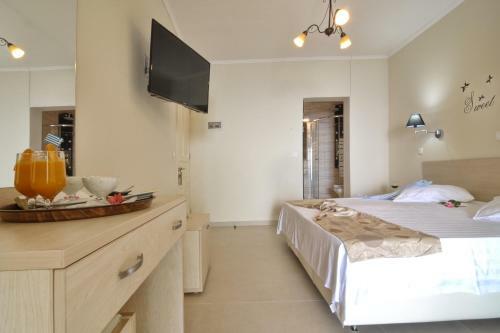 Apartamento Golden Fox Studios And Suites
