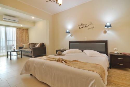 Apartamento Golden Fox Studios And Suites
