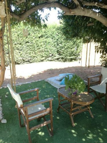 Vaso Home 150m. From The Beach.