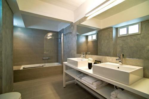 Hotel Marathon Beach Resort