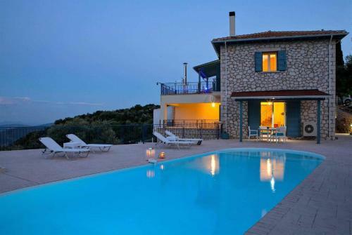 Neochori Villa Sleeps 4 Air Con Wifi