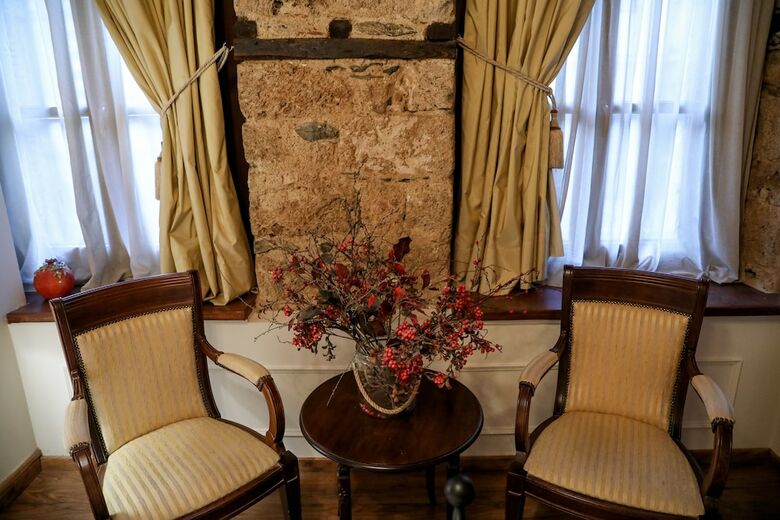Deluxe Boutique Hotel Palea Poli