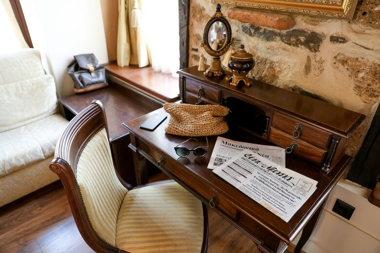 Deluxe Boutique Hotel Palea Poli