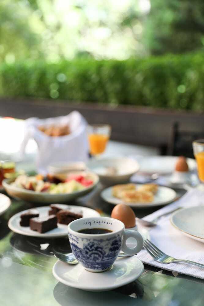 Deluxe Boutique Hotel Palea Poli