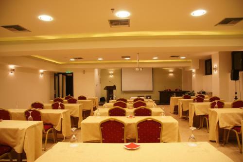 Mouzaki Hotel & Spa