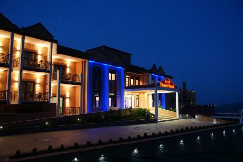Mouzaki Hotel & Spa