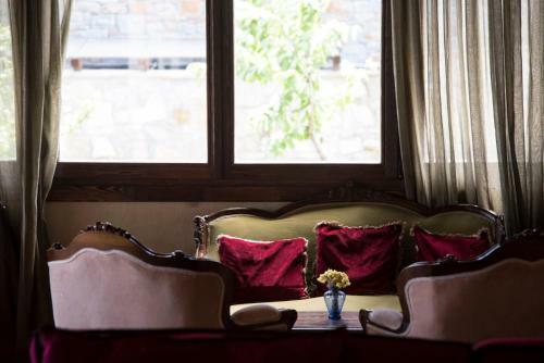 Hostal Montanema Handmade Village