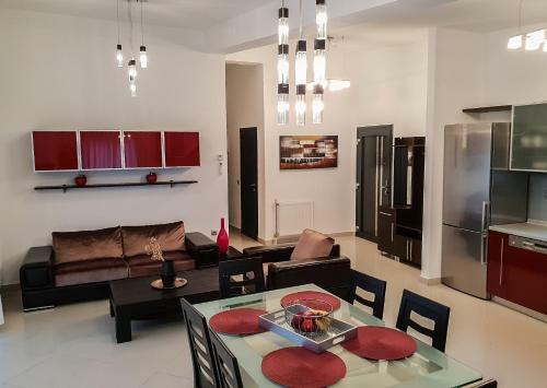 Aelia Apartments