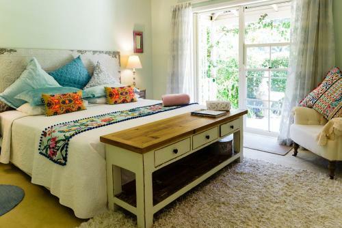 Noosa Valley Manor B&B