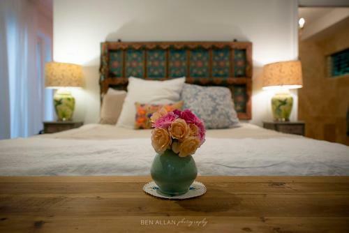 Noosa Valley Manor B&B