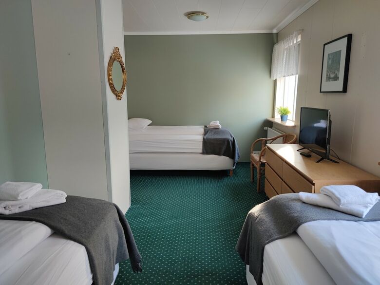 Hostal Mikligardur Guesthouse