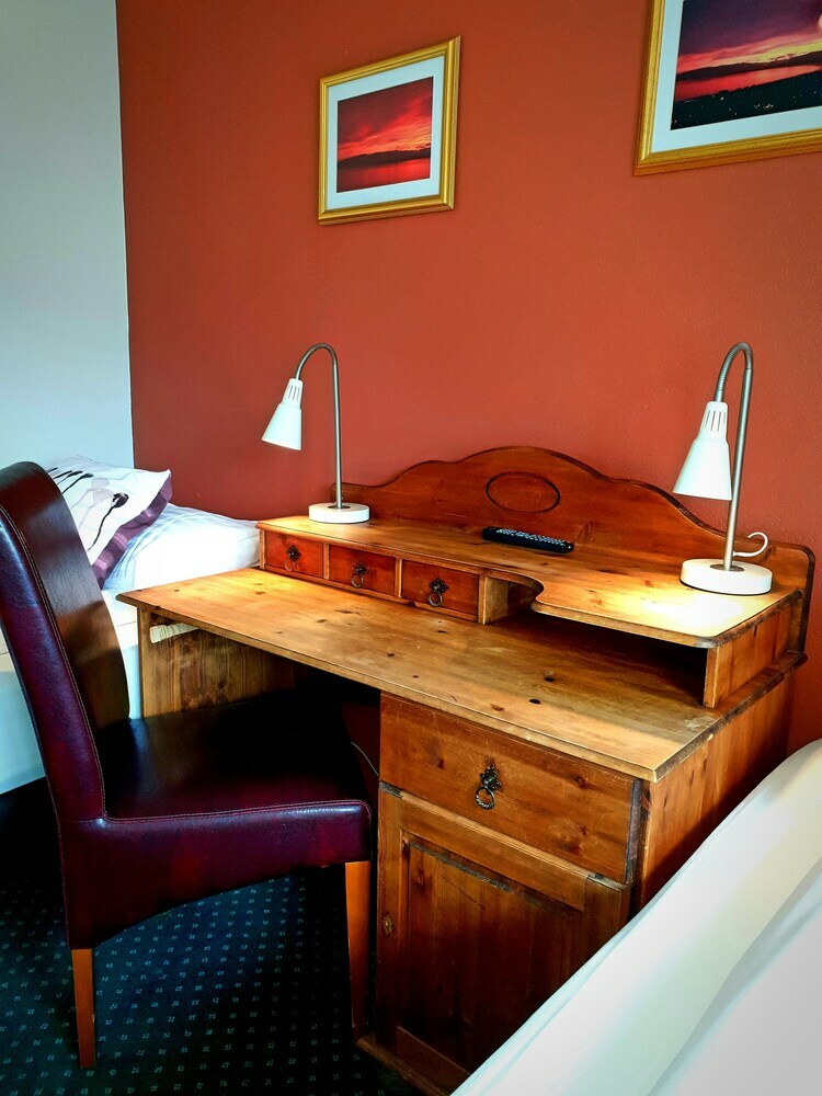 Hostal Mikligardur Guesthouse