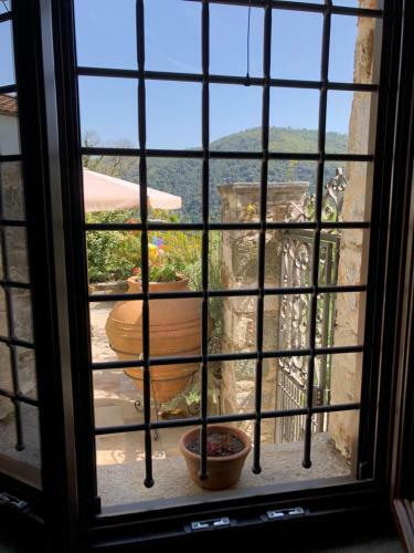 Hostal Thalia Traditional Guest House