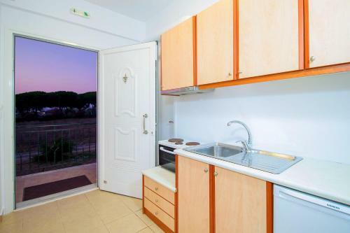 Apartamento Romanos Beach Villas