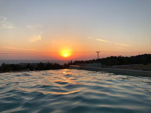 Thea Sunrise Luxury Villa