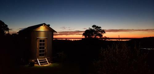 Apartamento Live Big In The Gurdies Tiny House With A View