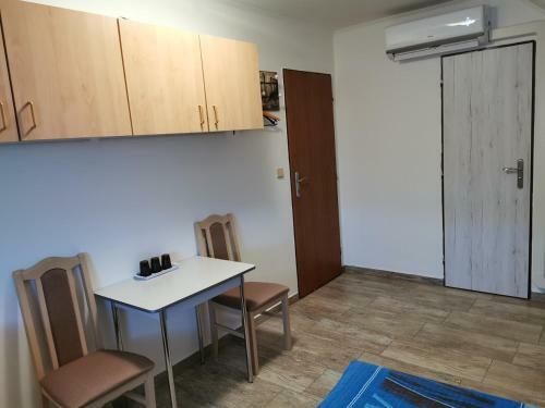 Hostal Restaurace A Penzi�n U Jessyho