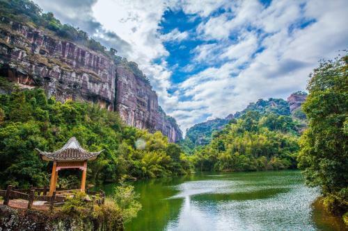 Danxia International Youth Hostel
