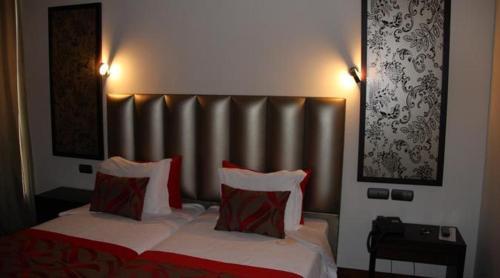 Hotel Dighton