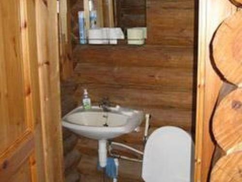 Holiday Home Kurjenrahka