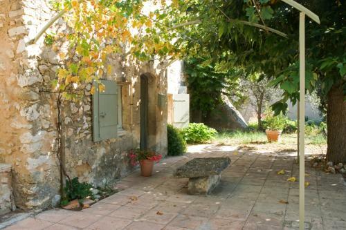 Eygalieres Villa Sleeps 6 Pool Wifi