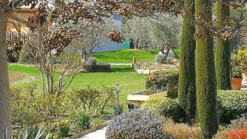 Hostal Maison D'h�tes Le Pr� Gourmand