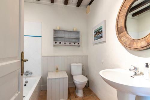 Agroturismo Estang Chateau Sleeps 15 Pool Wifi