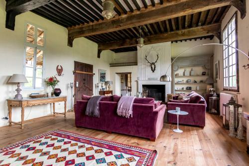 Agroturismo Estang Chateau Sleeps 15 Pool Wifi