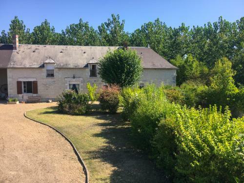 Jaulnay Villa Sleeps 10 Pool Wifi