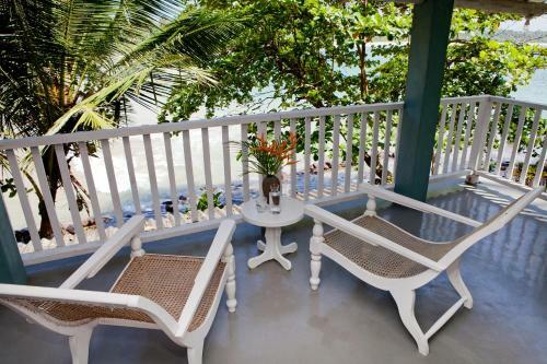 Villa Talalla Bay Beach House