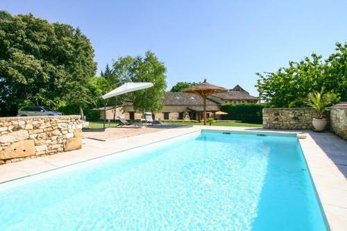 Monsac Villa Sleeps 9 Pool Air Con Wifi