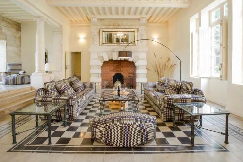 Agroturismo Montagnac Chateau Sleeps 14 Pool Wifi
