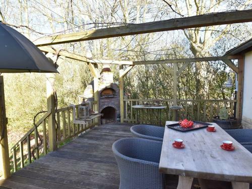 Cozy Holiday Home In Montaron With Garden