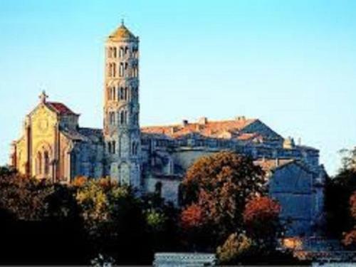Exclusive Holiday Home In Saint-chaptes With Pool