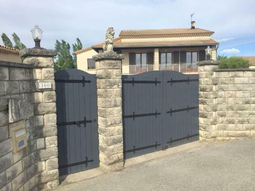 Exclusive Holiday Home In Saint-chaptes With Pool