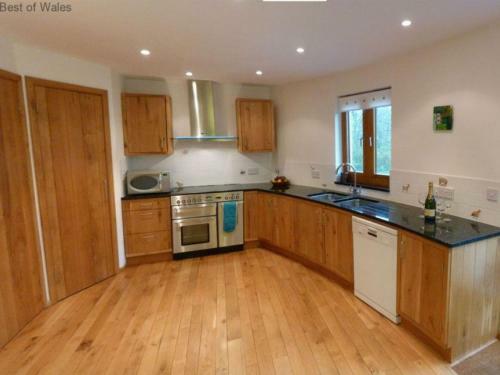 Holiday Home Llety Gwedd