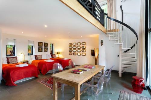 Agroturismo Chulmleigh Chateau Sleeps 24 Pool Wifi
